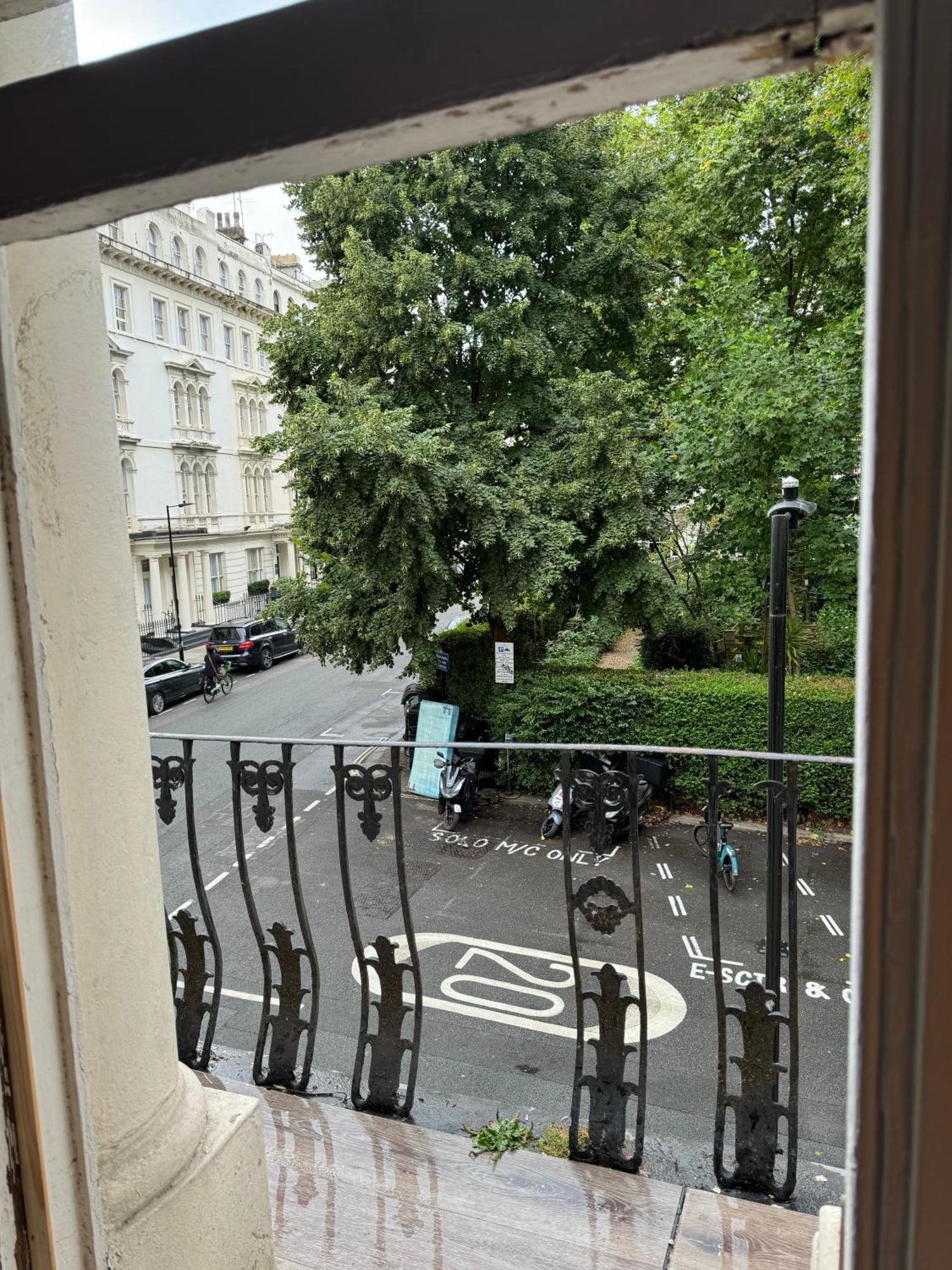 Central, Compact And Fashion Flat For 4 People With Breakfast In Kensington Zone 1 Londres Exterior foto
